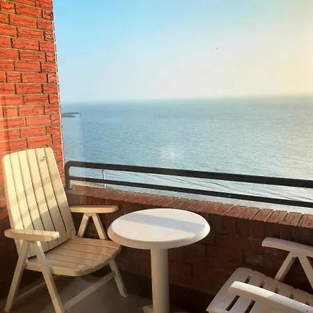 Im Strandhotel * 威克奥夫弗尔